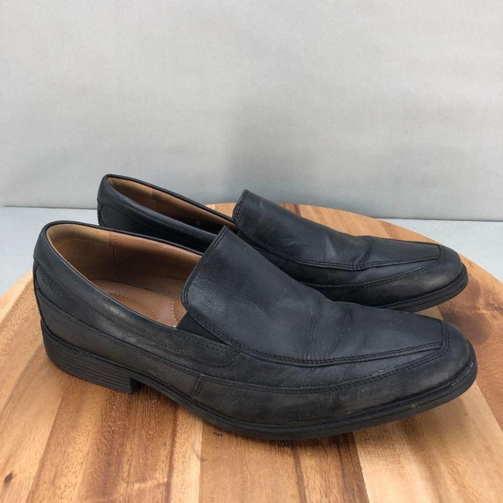 Clarks Apron Toe Loafers Mens 9.5 M Black Leather Slip‎ On Casual Shoes